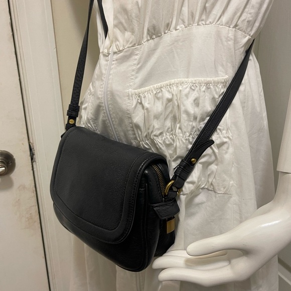 J.Crew crossbody leather bag navy blue good condition just the strap had damaged - Picture 11 of 16